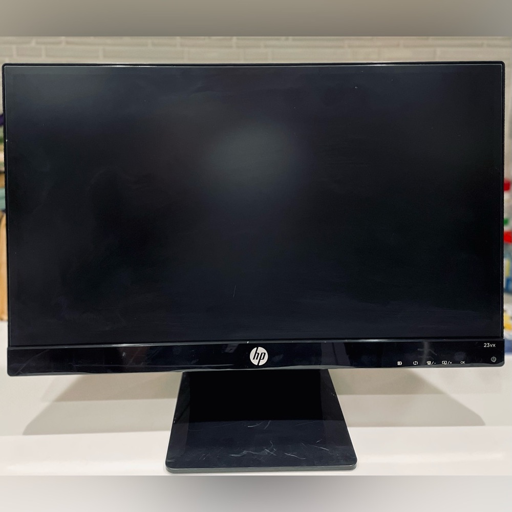 HP Black LED Monitor with Power Cord
